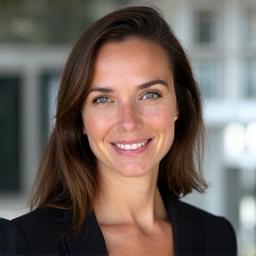 Elena Kaufmann, Lead Designer bei Alpina Cast
